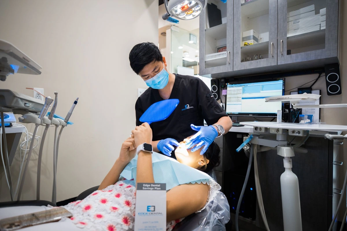 cosmetic bonding teeth